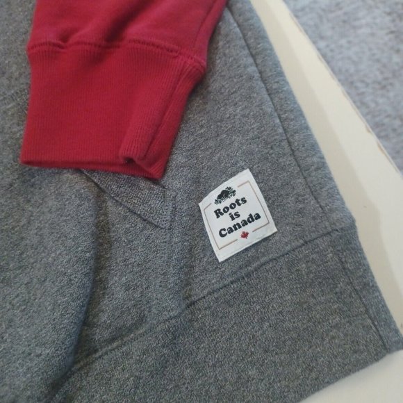 M🍁Roots Canada Kids Kangaroo Pouch Hoodie Sweatshirt - Picture 6 of 8